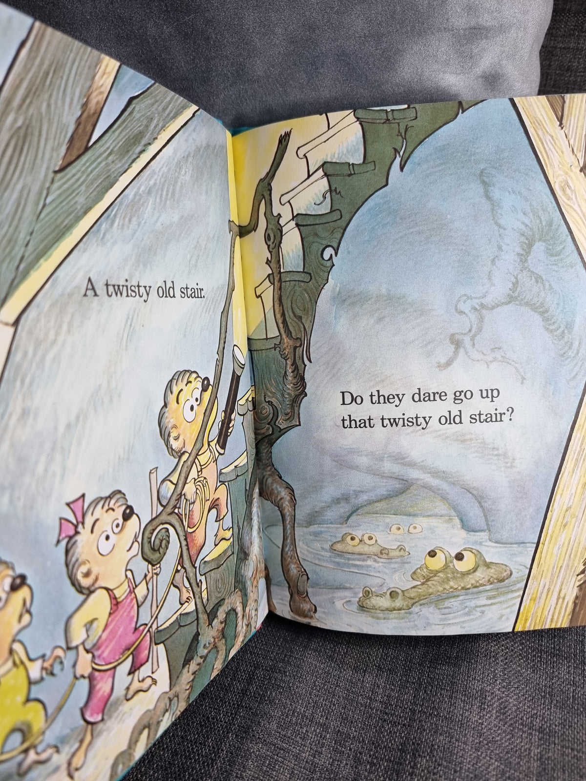 The Berenstain Bears and the Spooky Old Tree