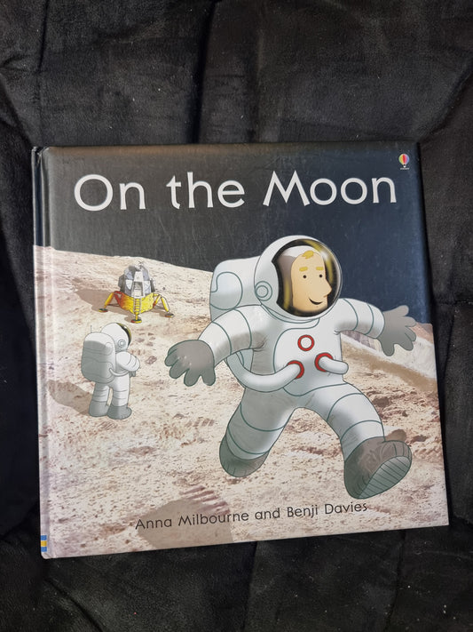 Usborne - On the Moon