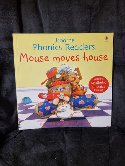 Usborne Phonics - Mouse Moves House