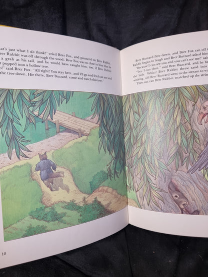 Enid Blyton Retells the Story of Brer Rabbit