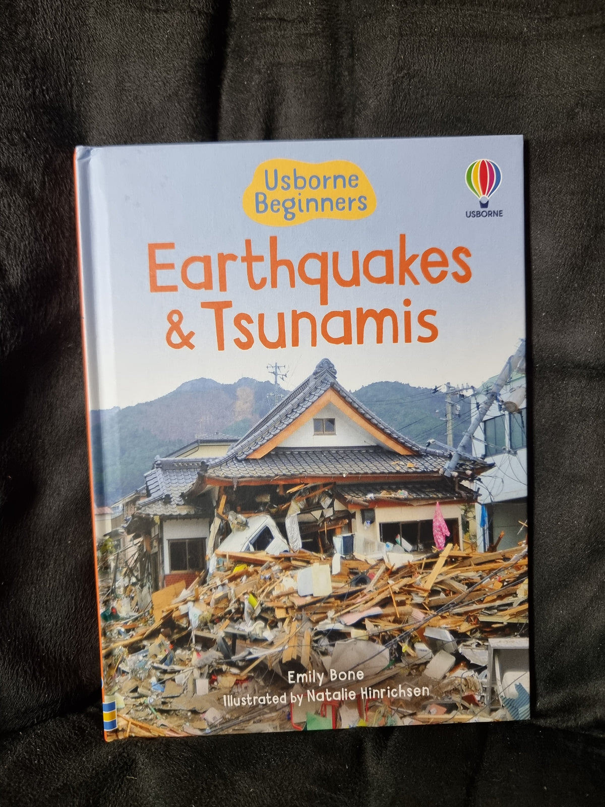 Usborne Beginners Earthquakes and Tsunamis