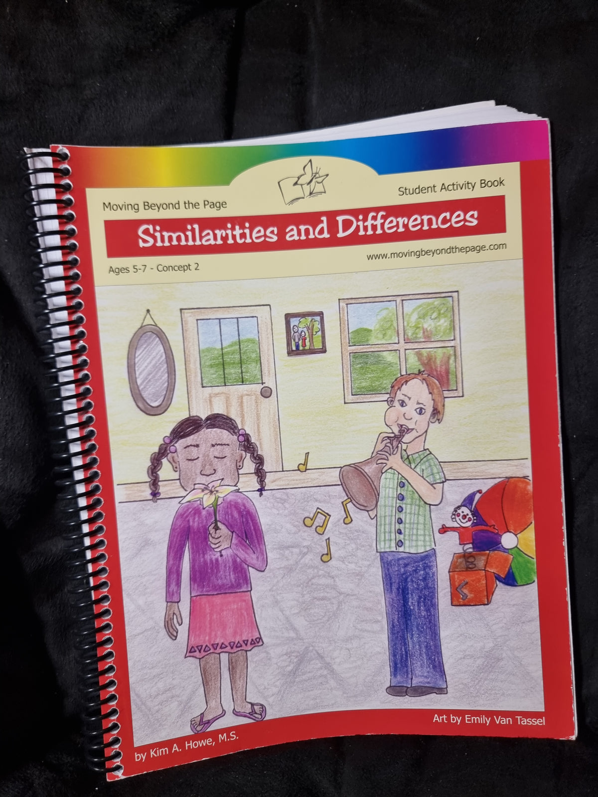 Moving Beyond the Page Similarities and Differences Student Activity Book
