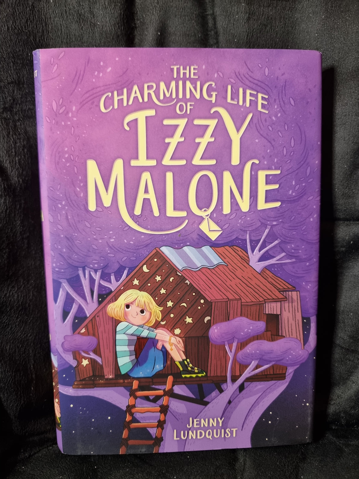 The Charming Life of Izzy Malone